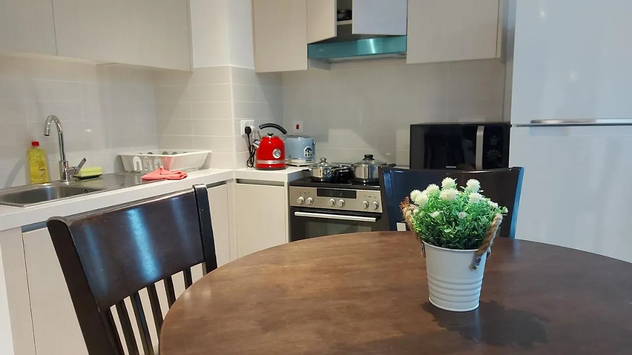 Deluxe Apartment On Yas With Sea View Balcony Абу-Даби