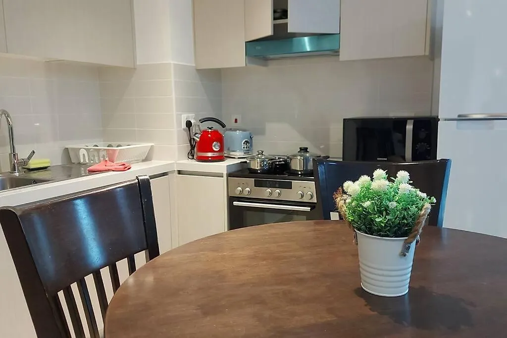 Deluxe Apartment On Yas With Sea View Balcony Абу-Даби
